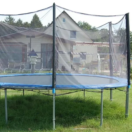 In Luebs With Swimming Pool Lägenhet